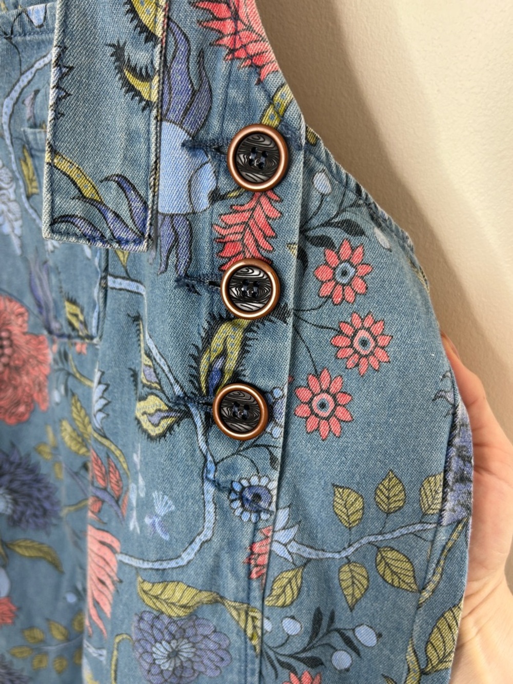NEW Easel Oversized Floral Print Denim Overall Jumpsuit Washed Denim Size Large - Picture 9 of 11